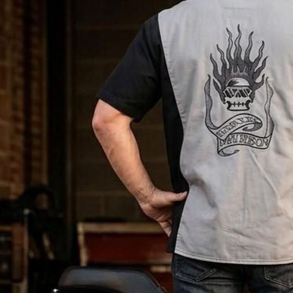 Harley-Davidson Vintage Flaming Skull Garage Shirt Grey Black Size M biker
